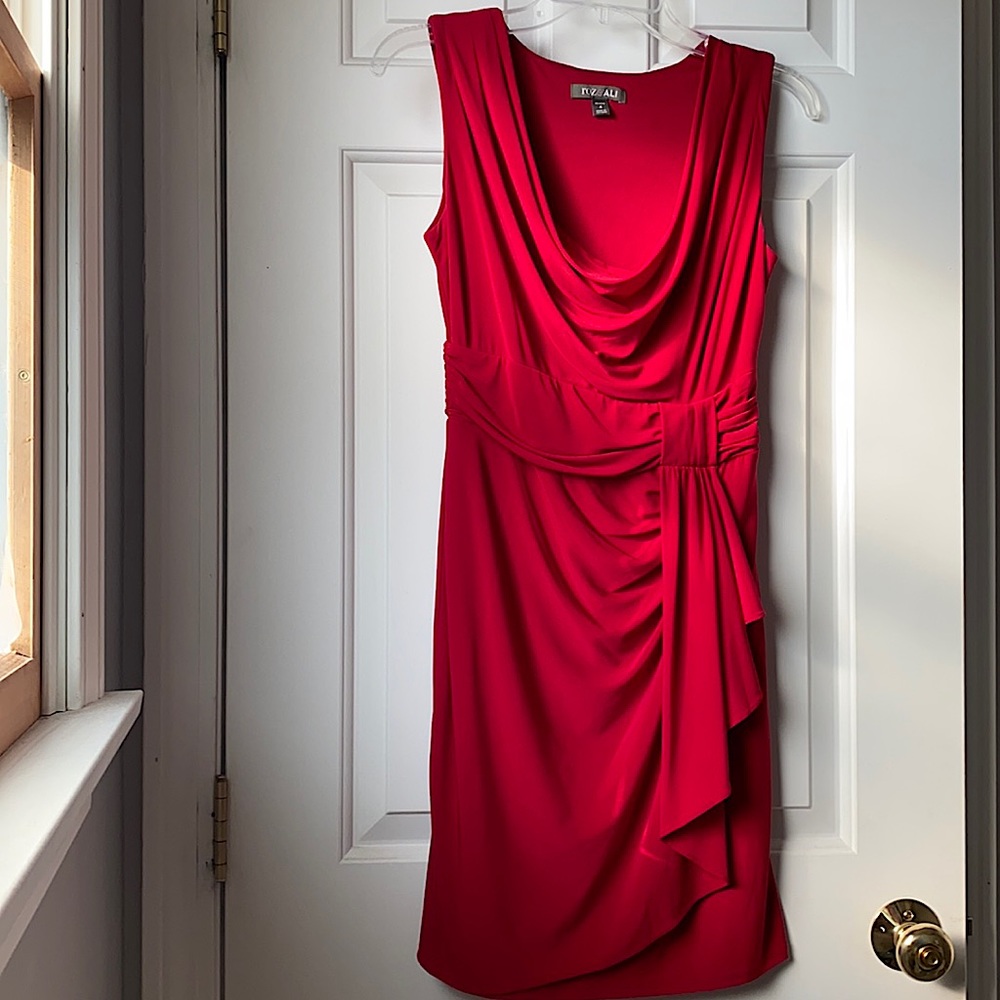 Roz & Ali, Red, Size 4 Petite, sheath dress